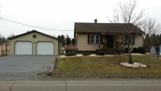 1324 7th Ave, Berwick, PA 18603-1011