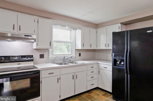 10601 Scenic View Dr, Upton PA  17225-9359 exterior