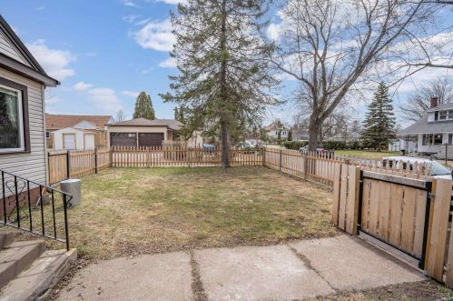 136 9th St, Scanlon MN  55720-1815 exterior