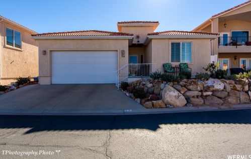 1360 Telegraph St, Washington, UT 84780-2806