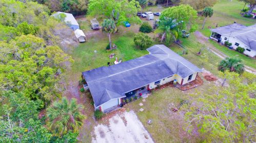 4026 62 Ave, Vero Beach FL 32968-9718 exterior