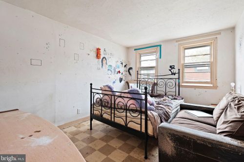 810 Kohn St, Norristown PA  19401-3742 exterior