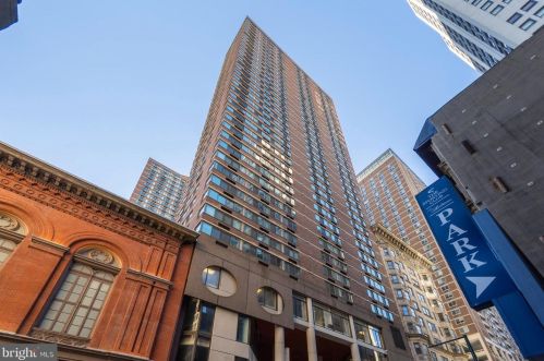 1420 Locust St, Philadelphia PA  19102-4201 exterior