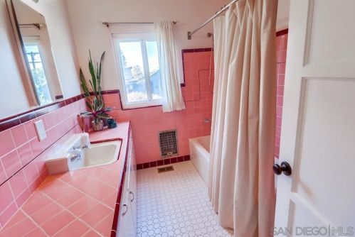 7181 Amherst St, La Mesa CA  91942-8568 exterior