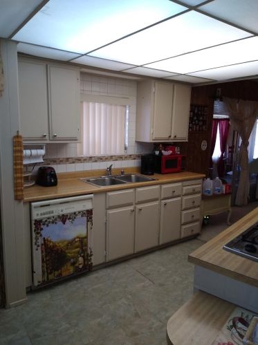 13928 Riviera Dr, Victorville CA  92395-4926 exterior