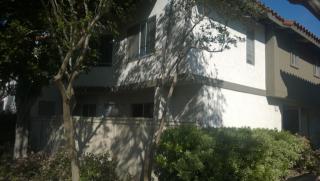 306 Lemon Grv, Irvine CA  92618-4527 exterior