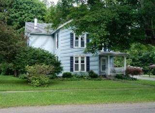 12 Franklin St, Cattaraugus, NY 14719-1106