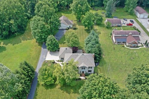 11760 Woodtown Rd, Galena, OH 43021-9639