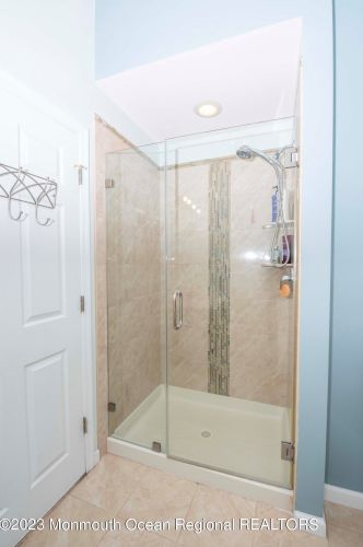 9 Maxim Ct, Jackson Twp NJ 08527-3893 exterior