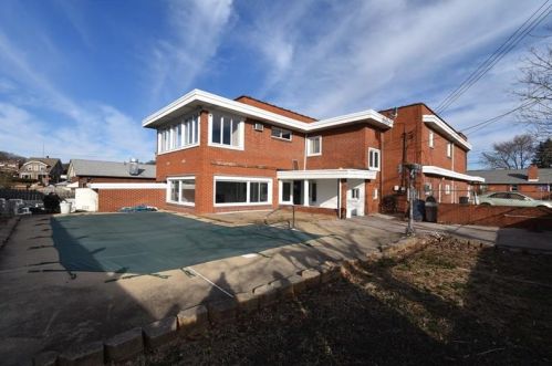3000 Valley Ridge Rd, Mckeesport, PA 15133-2410