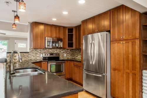 2683 Glendale Rd, Darbydale, OH 43123-3376