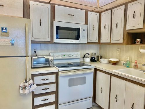 119 Flanders C, Delray Beach, FL 33484-5221