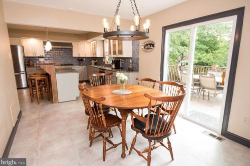 1700 Concord Ct, Blue Bell PA  19422-1336 exterior