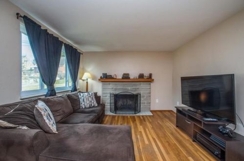 218 Lehr Ave, Pittsburgh, PA 15223-1410