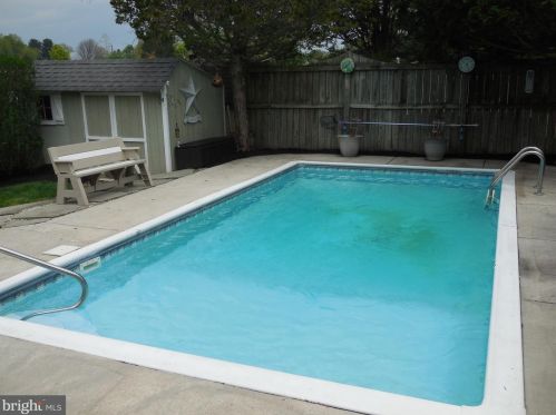 501 Alison Ave, Navy Sup Dpt PA 17055-6656 exterior