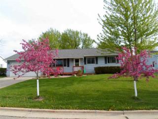 505 Ernstmeyer Dr, West Baraboo, WI 53913-3200