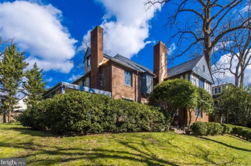 4355 Forest Ln, Washington, DC 20007-1137