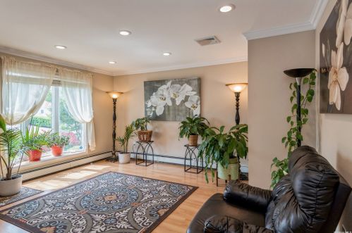 4143 Harriet Rd, Bethpage NY  11714-6212 exterior