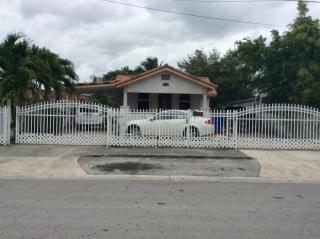 1751 4th St, Miami, FL 33135-3508