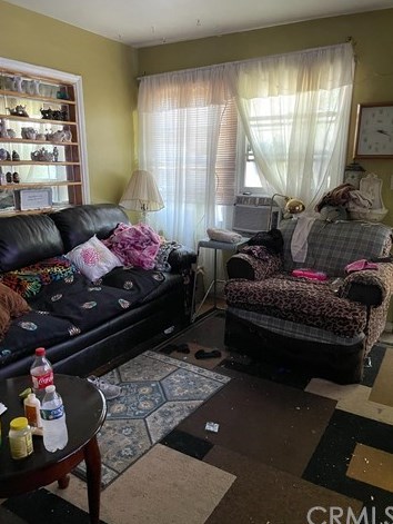 272 Olive St, San Bernardino, CA 92410-3733