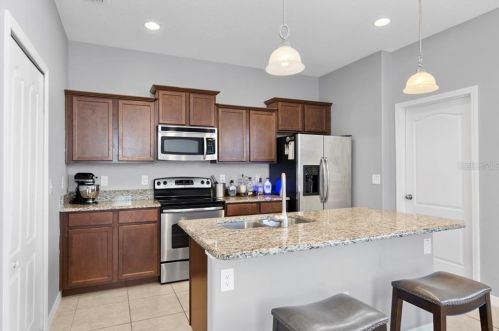 1229 Seburn Rd, Apopka FL  32703-8468 exterior