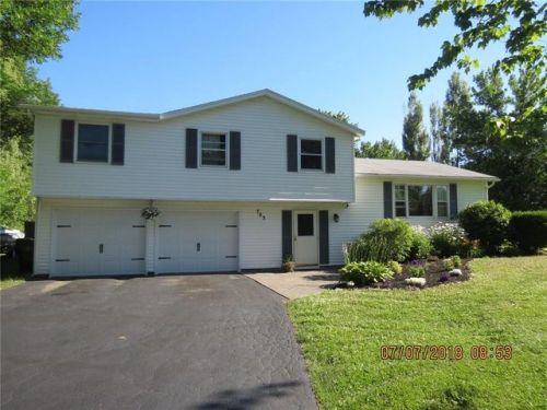 703 Lk Rd, Ontario NY  14519-9755 exterior