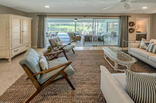 101 Cypress Point Dr, Naples FL  34105-6314 exterior