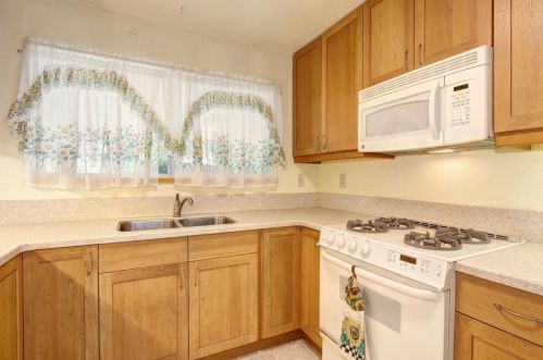 945 Quiet Way, Rio Linda CA  95673-1520 exterior