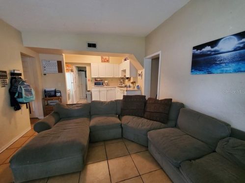 475 39th Ave, Saint Petersburg, FL 33703-5915