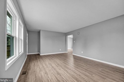 275 Georgetown Rd, Littlestown PA  17340-9757 exterior