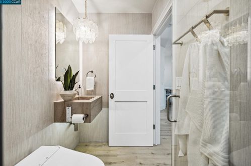 1370 Danville Blvd, Alamo CA  94507-1909 exterior