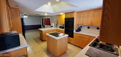 14246 41st Dr, Phoenix, AZ 85053-5305