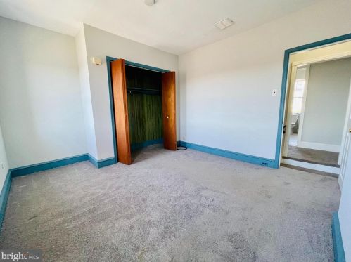 4233 Boone St, Philadelphia PA 19128-5003 exterior