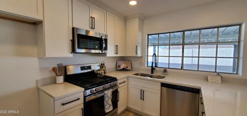 18821 17 Ave, Phoenix AZ 85027-3535 exterior