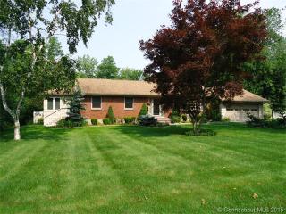16 Sandra Dr, Branford, CT 06405-6137