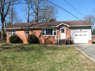 322 Woodland Hills Rd, Clinton TN  37716-5934 exterior