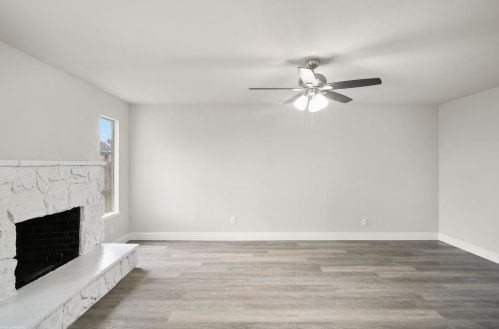 355 Linwood Ave, Turlock CA  95380-6315 exterior