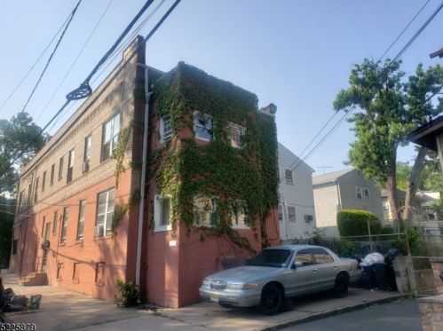 470 Union Ave, Irvington, NJ 07111-2837