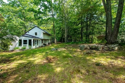 105 Harvey Lake Rd, Northwood, NH 03261-3914