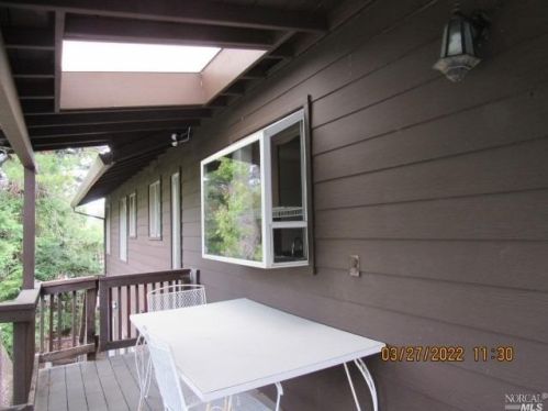 930 Live Oak Ave, Ukiah CA  95482-3733 exterior