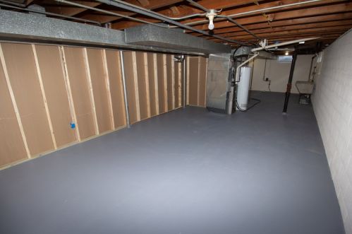 2424 Tripoli Ave, Milwaukee WI 53235-4172 exterior