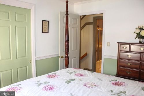 1188 Marie Ave, Ephrata PA  17522-1524 exterior