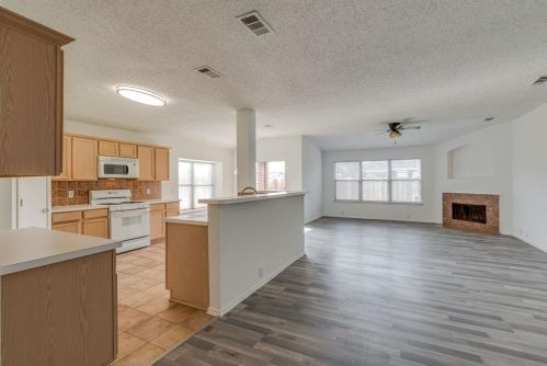 2204 Tisbury Way, Oak Point TX  75068-5862 exterior