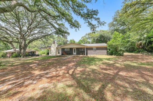 12290 Us Highway 90, Defuniak Springs FL  32433-6946 exterior