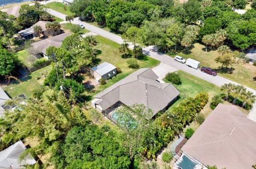 666 Brookedge Ter, Sebastian FL  32958-6117 exterior