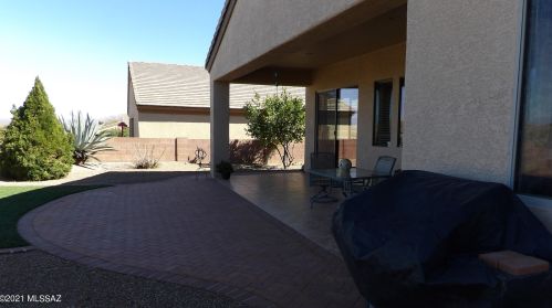 1002 Mtn Stone Dr, Green Valley AZ 85614-5986 exterior