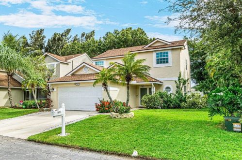 1071 Fairfax Cir, Boynton Beach, FL 33436-8602