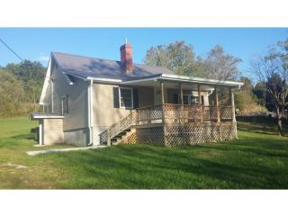 248 Boozy Creek Rd, Blountville, TN 37617-6604