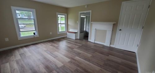 2 Plattekill Rd, Marlborough NY  12542-6023 exterior