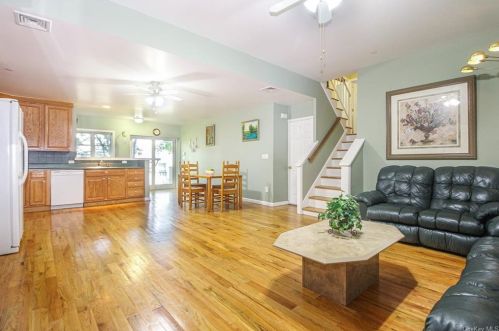 138 Woodside Ave, White Plains NY  10604-2040 exterior